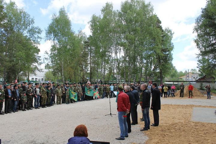 Открытие памятника воинам-пограничникам в п. Мелехово