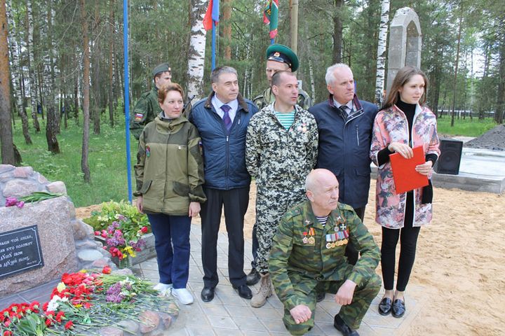 Открытие памятника воинам-пограничникам в п. Мелехово